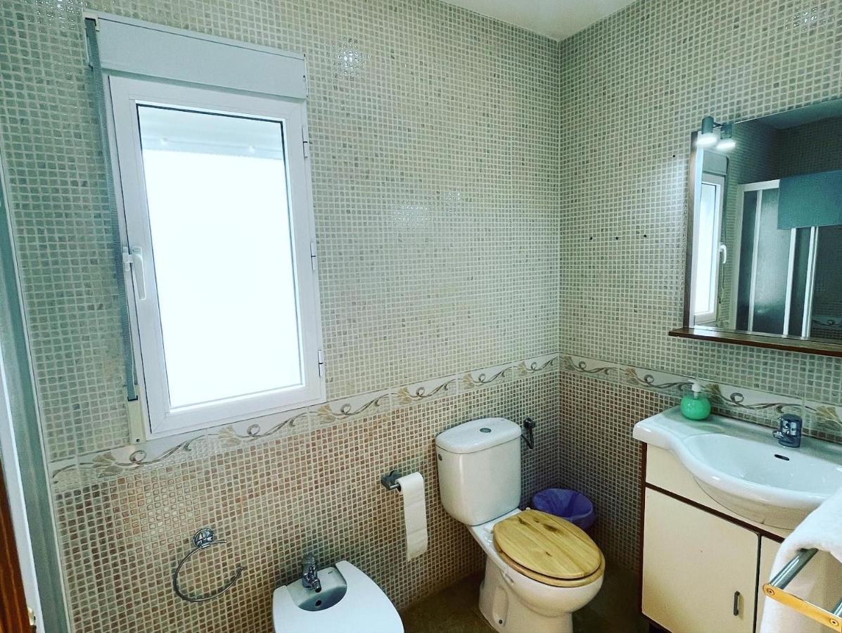 Apartamentos Colon Pondos Linares (Jaen) Esterno foto
