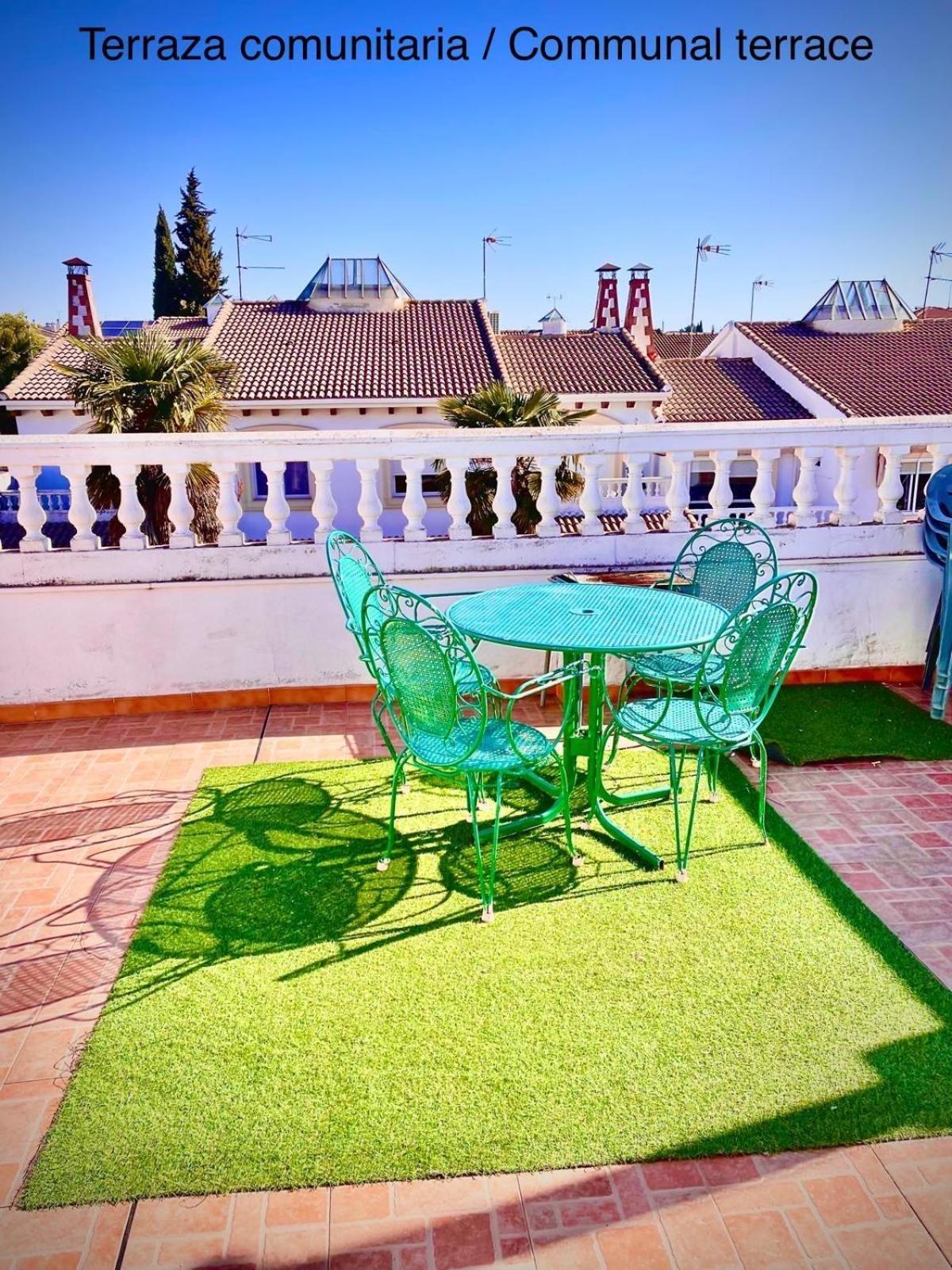 Apartamentos Colon Pondos Linares (Jaen) Esterno foto